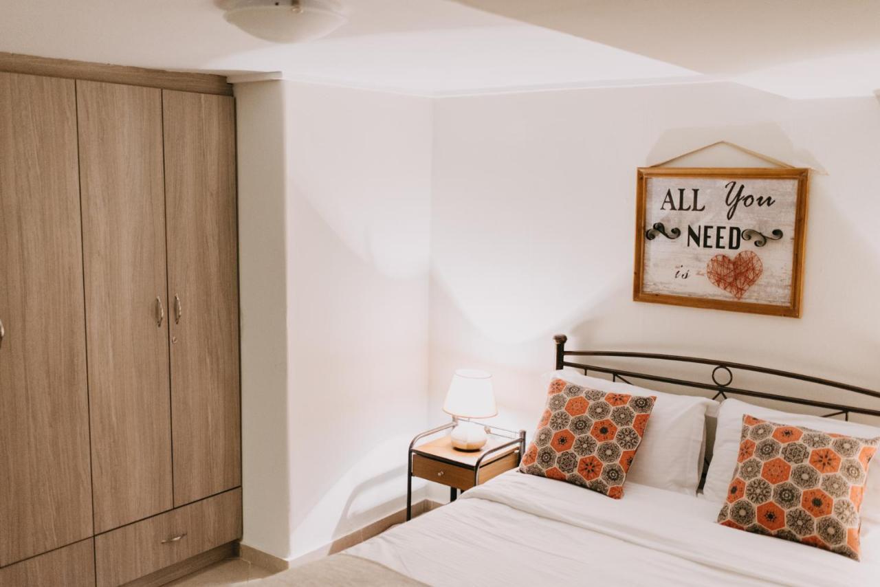 Best House, Central Aprtm., Agiou Nikolaou, Patra Luaran gambar